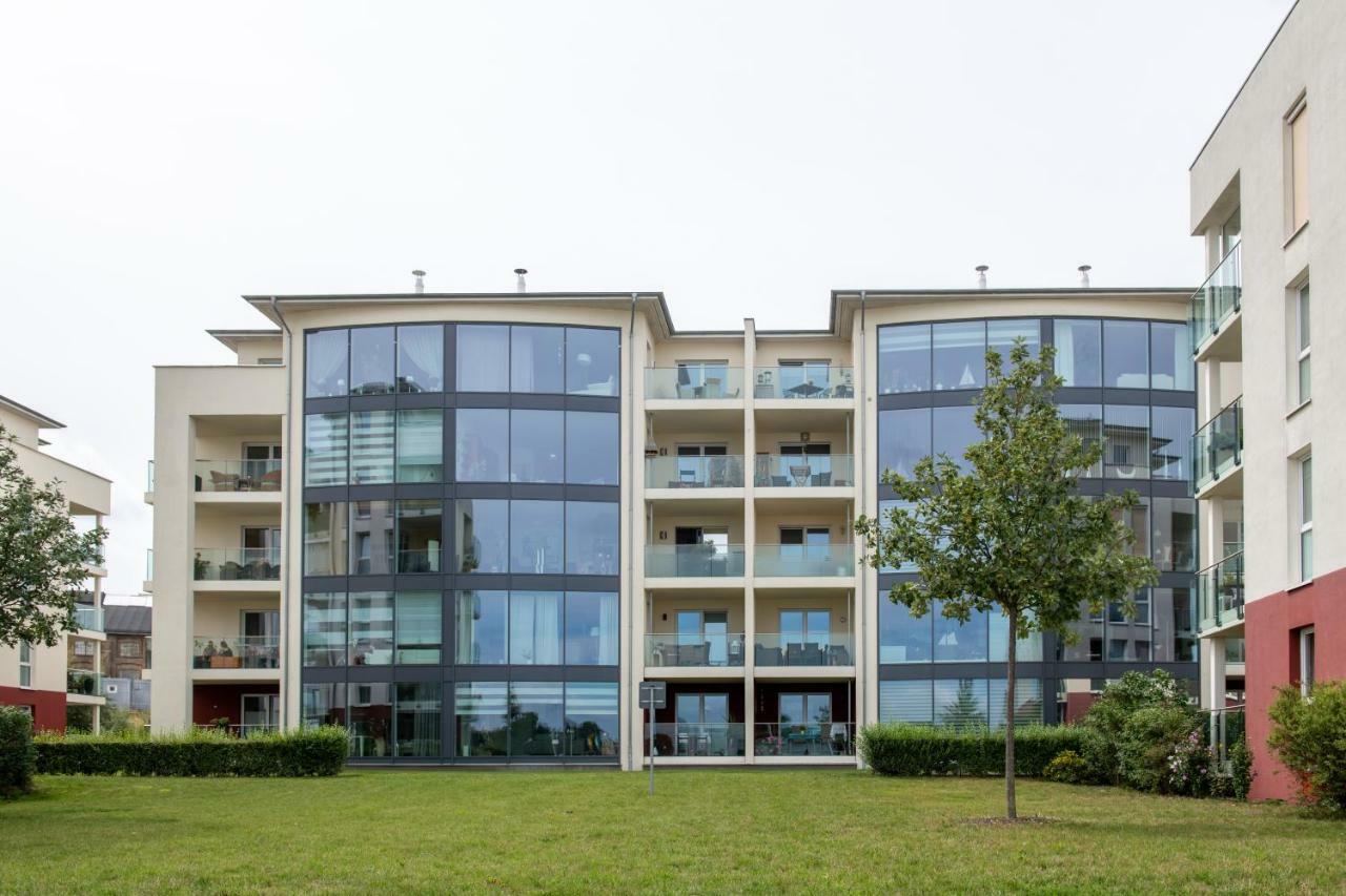 "Myharbourfront", Luxurioeses Wohnen An Der Hafenmole Apartment Rostock Bagian luar foto